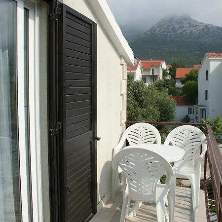 Apartments With Parking Space Orebic, Peljesac - 4516 *