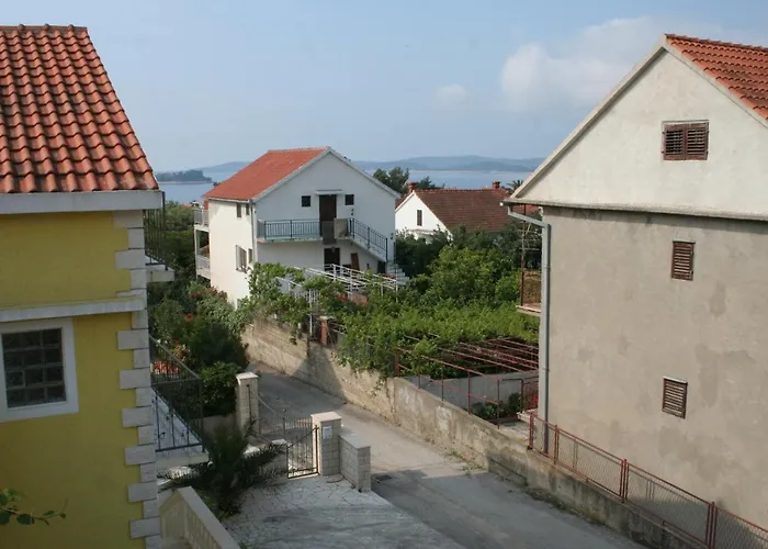 With Parking Space Orebic, Peljesac - 4516